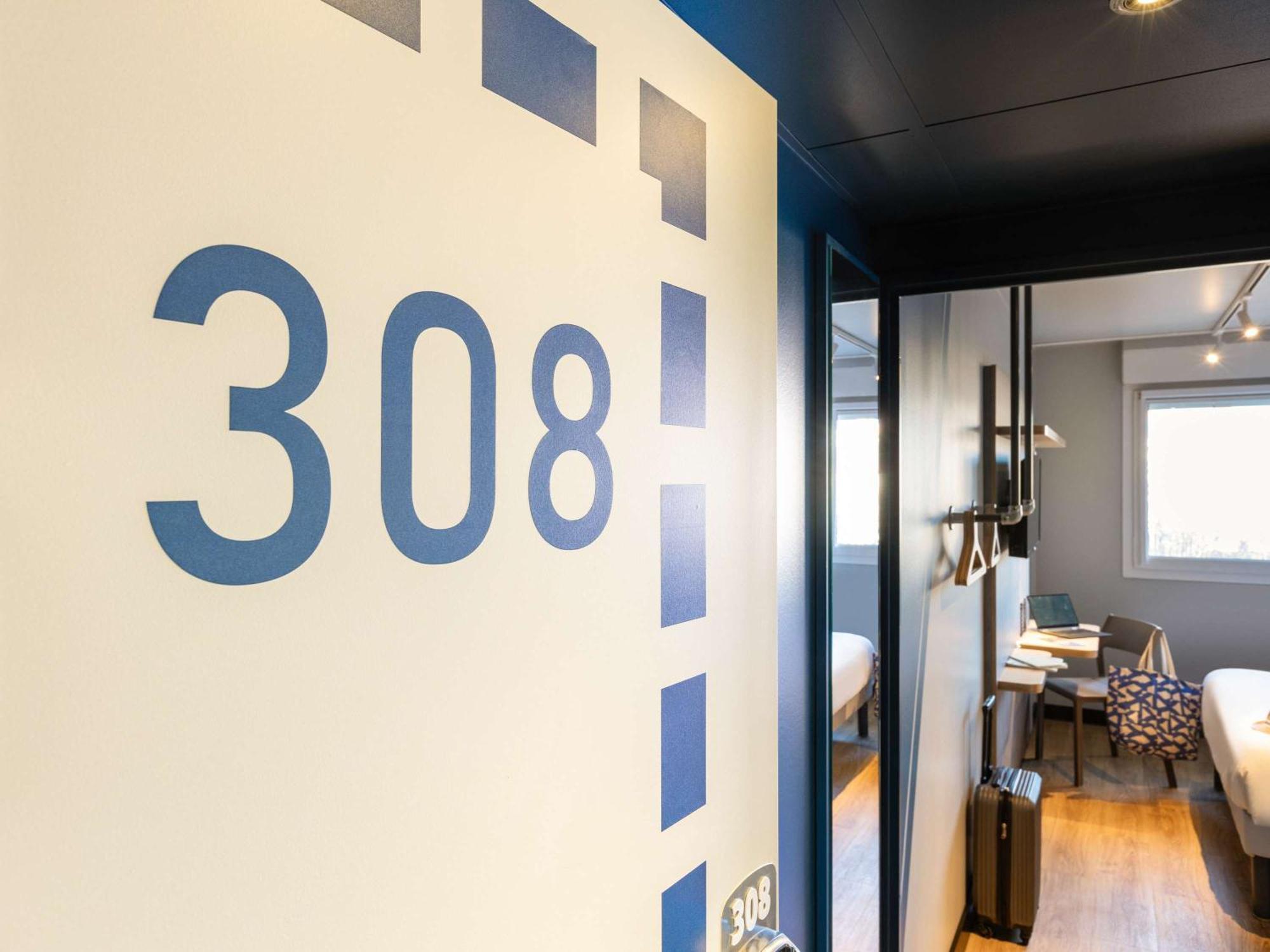 Ibis Budget Saint Die Des Vosges Екстер'єр фото